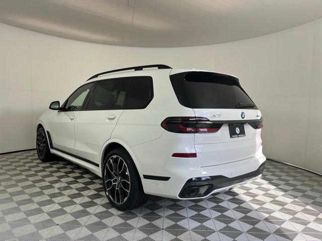 Used 2026 BMW X7 xDrive40i w/ Executive Package image 5