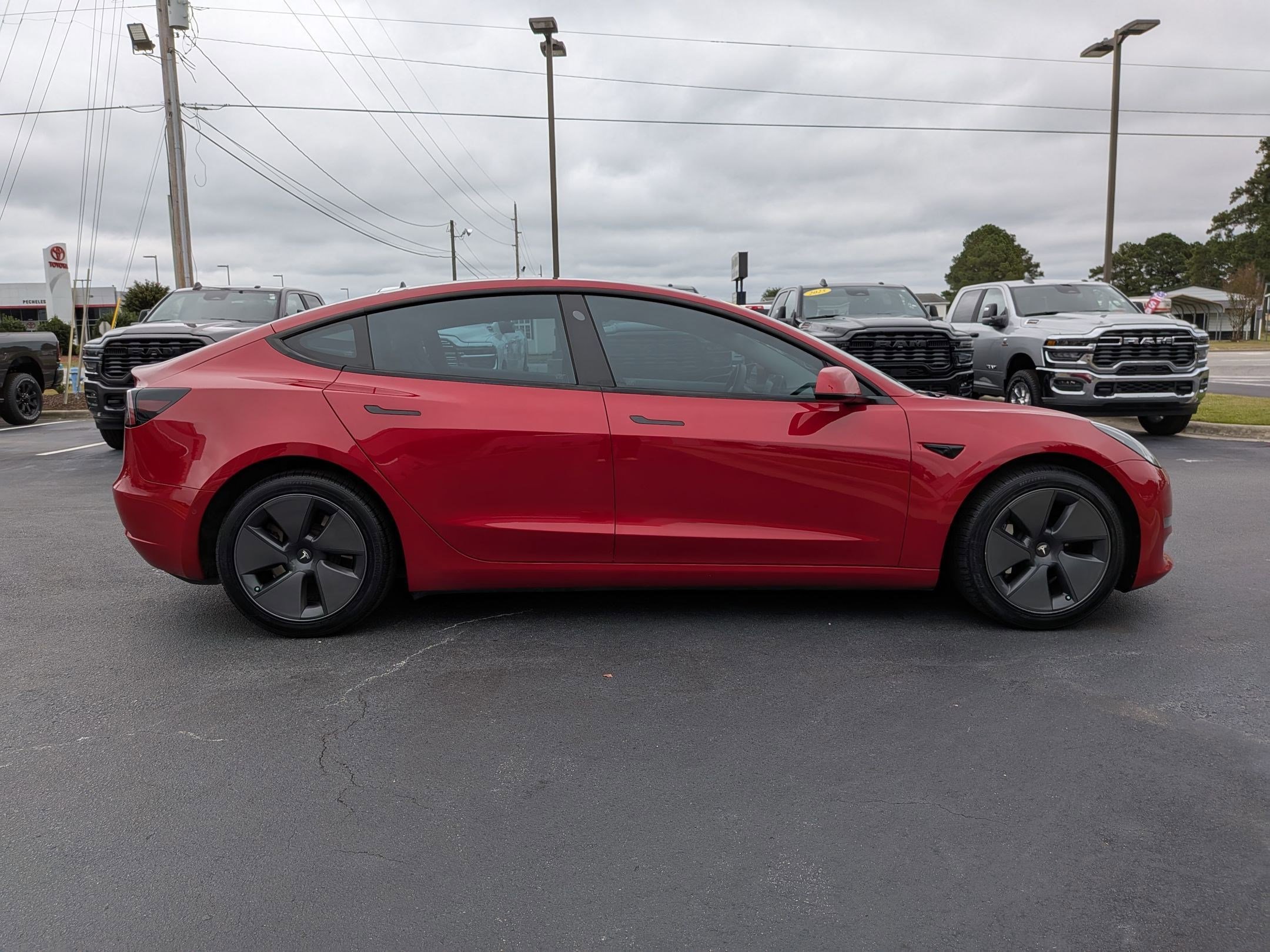 Used 2022 Tesla Model 3 Long Range image 4
