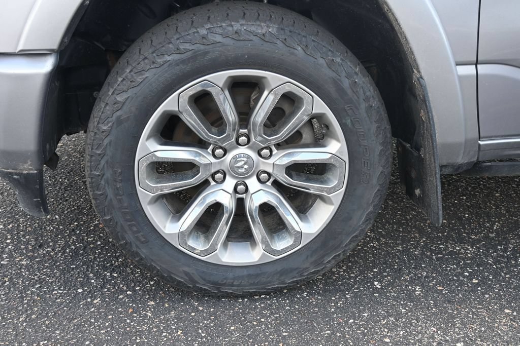 Used 2022 RAM 1500 Limited w/ Body-Colour Bumper Group AWD/4WD image 15