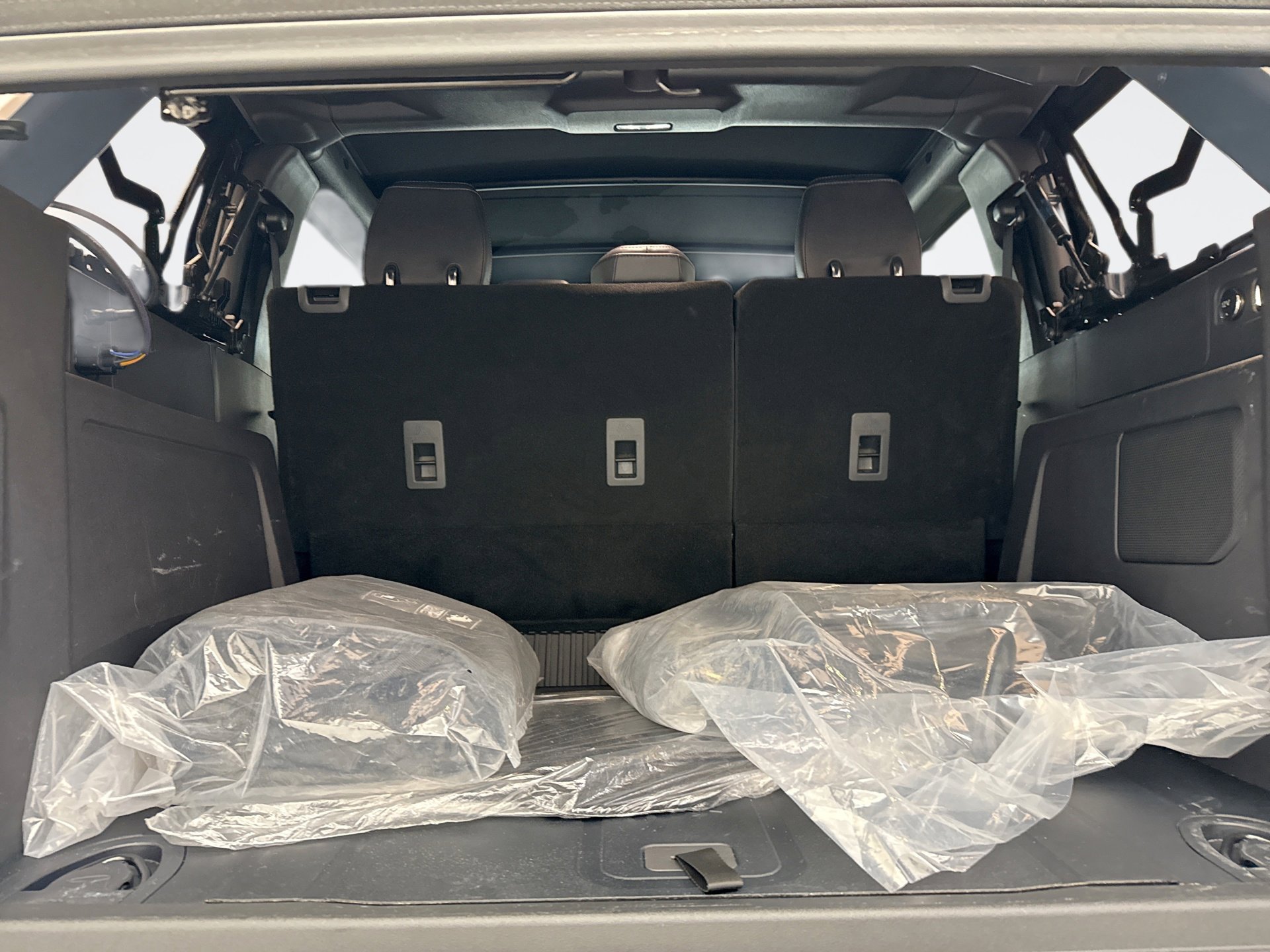 Used 2024 Ford Bronco Black Diamond image 18