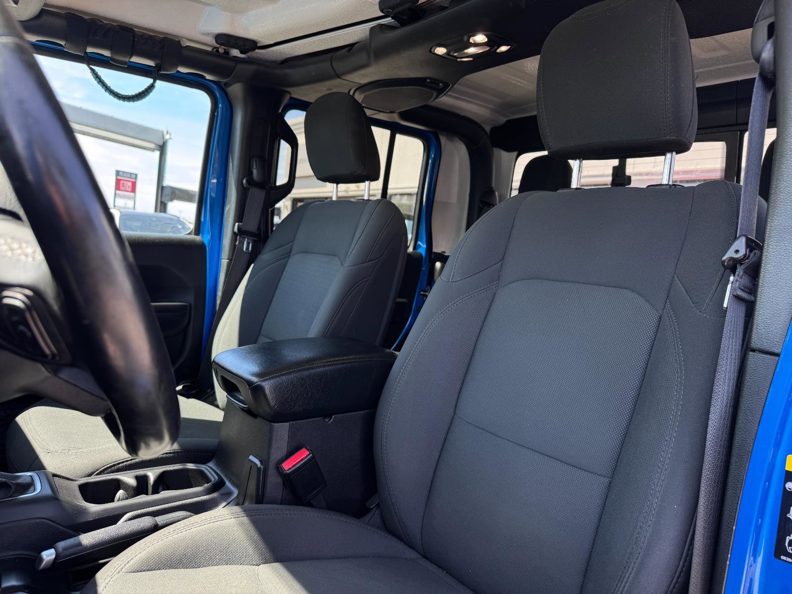 Used 2021 Jeep Gladiator Willys image 14