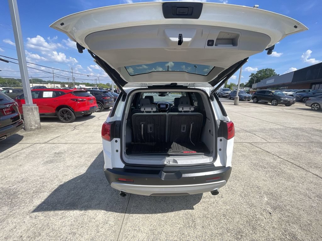 Certified 2018 GMC Acadia SLT w/ LPO, Floor Liner Package FWD image 27