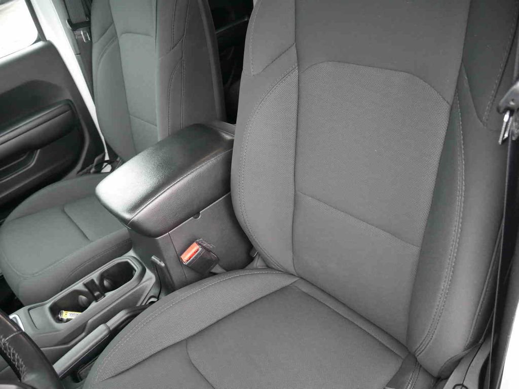 Used 2021 Jeep Wrangler Unlimited Sport image 29