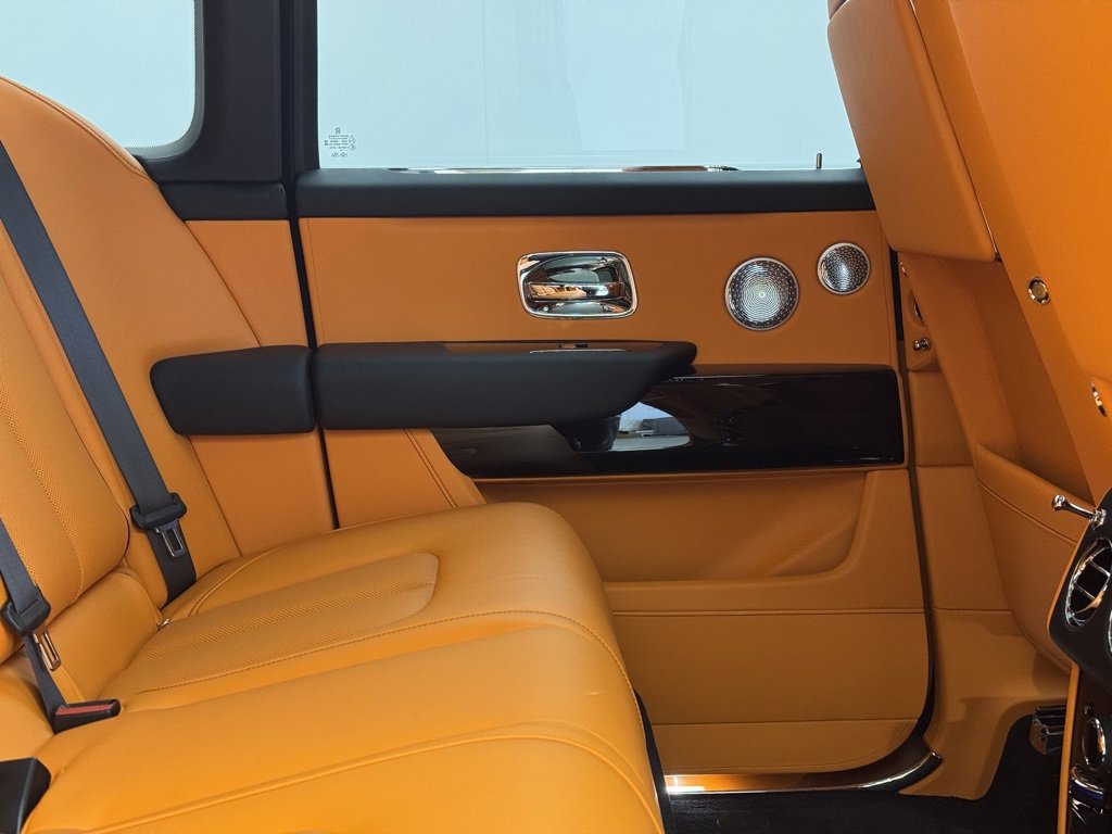 New 2026 Rolls-Royce Cullinan image 58
