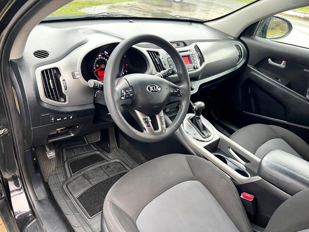 Used 2015 Kia Sportage LX image 32