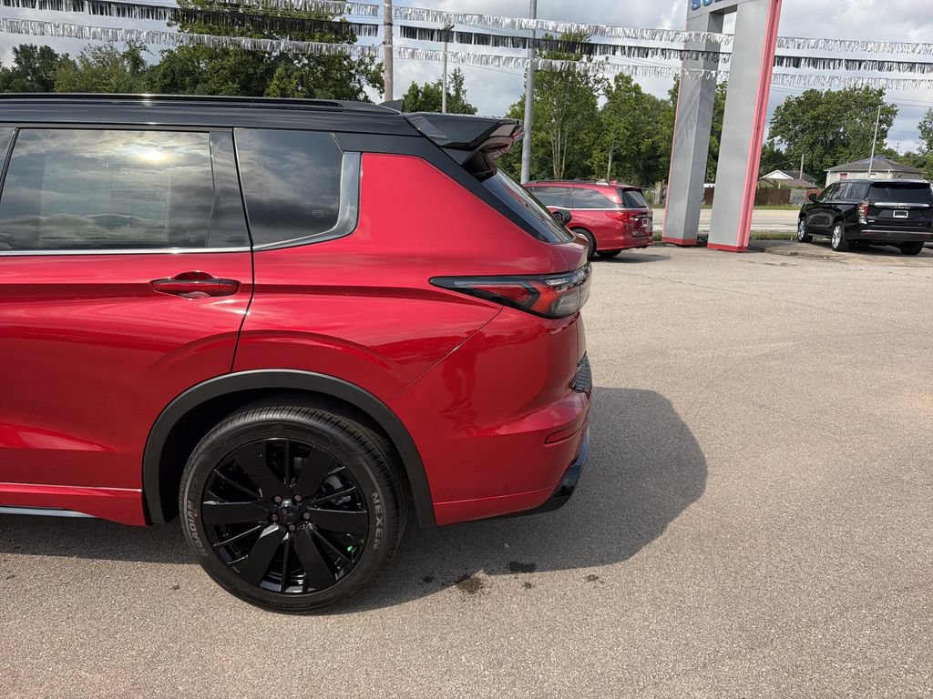 New 2026 Mitsubishi Outlander AWD image 7