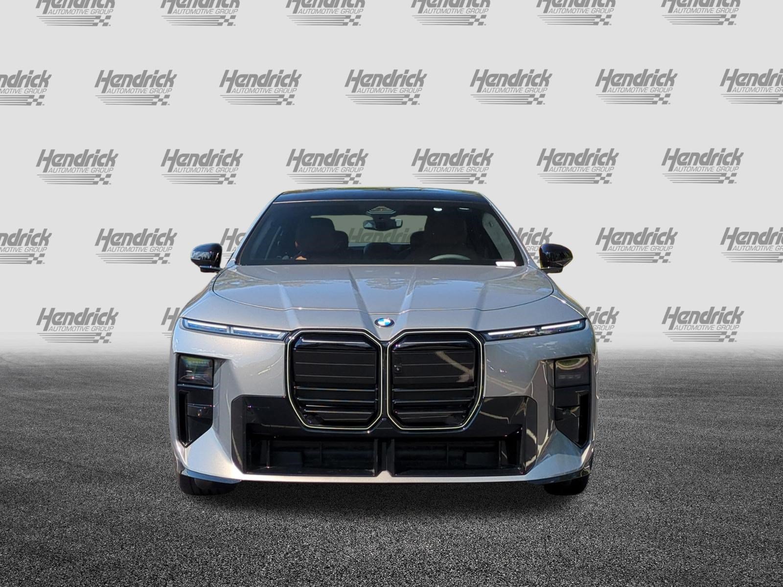 New 2027 BMW i7 xDrive50 w/ Executive Package AWD/4WD image 3