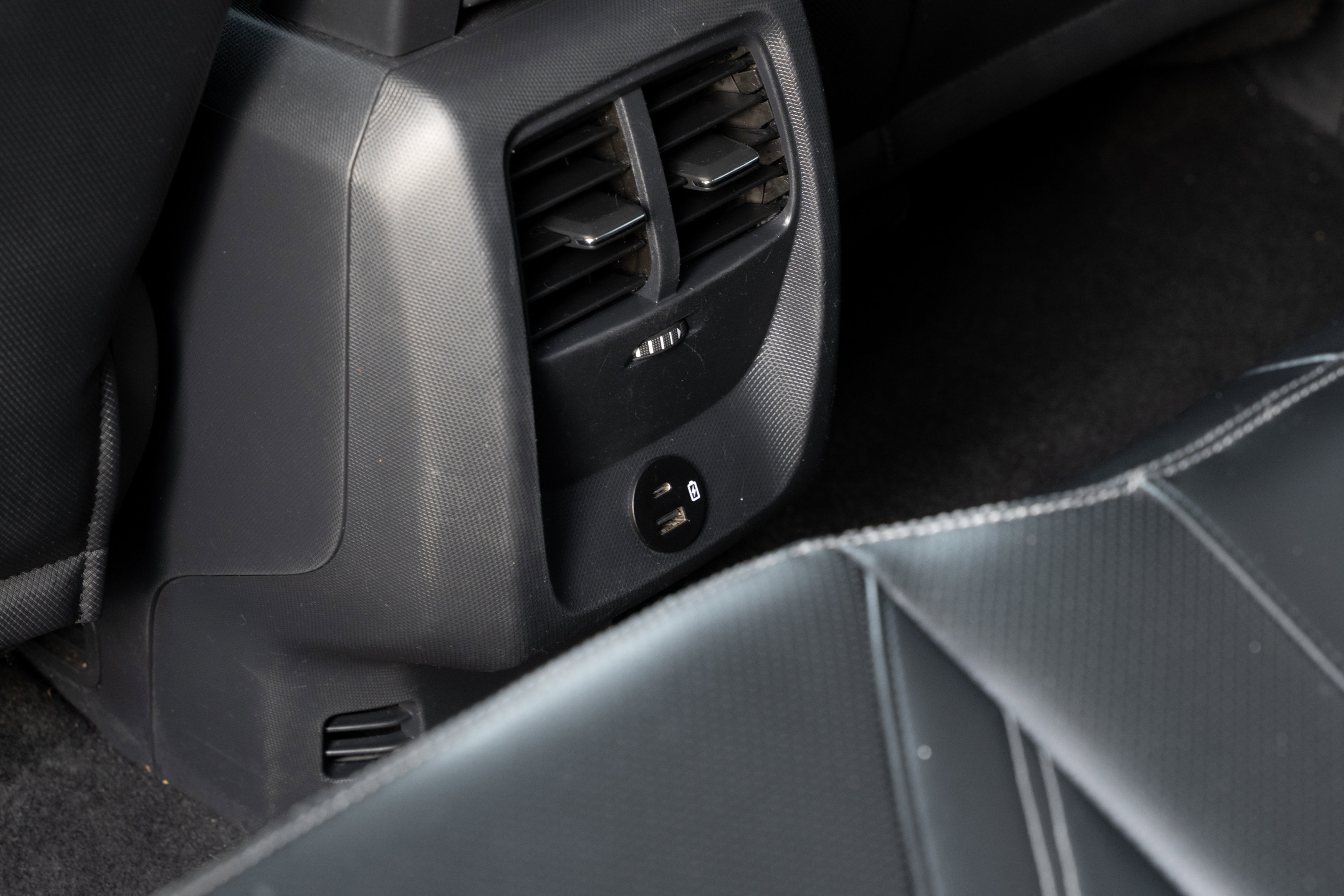 Used 2021 Ford Mustang Mach-E Premium image 25