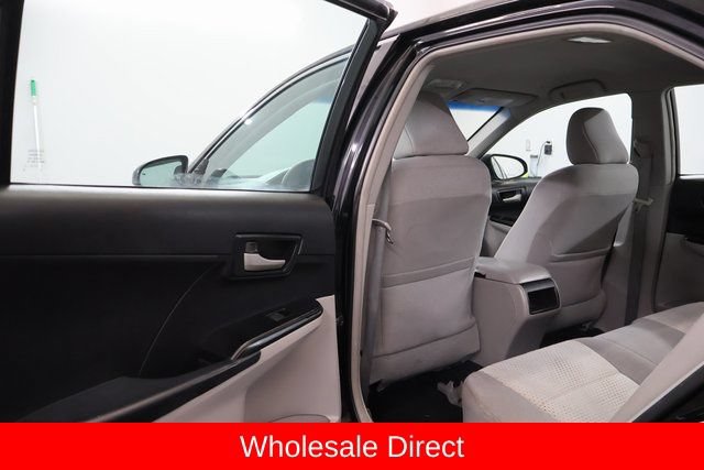 Used 2012 Toyota Camry LE FWD image 25
