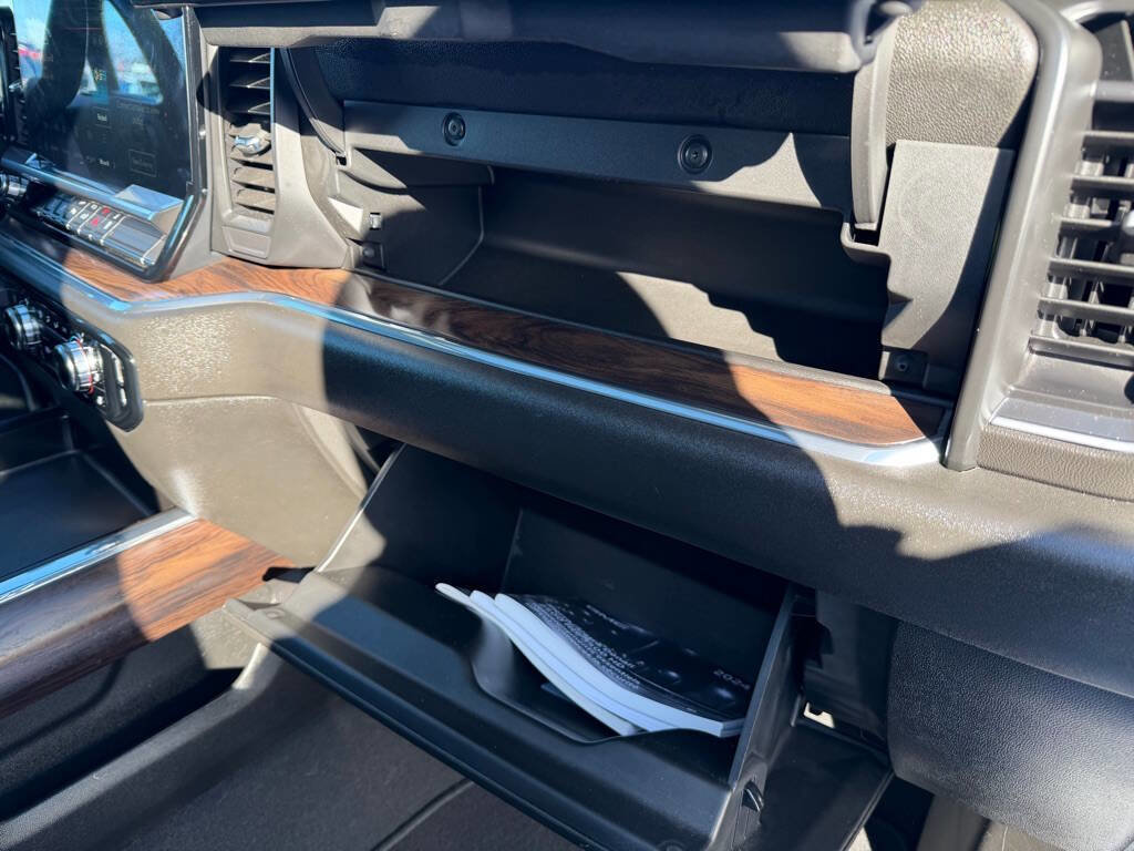 Used 2024 GMC Sierra 3500 SLT w/ SLT Premium Package image 67