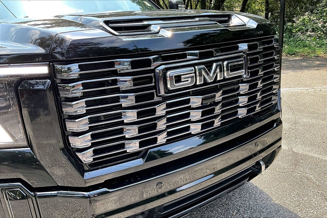 Used 2025 GMC Sierra 2500 Denali Ultimate AWD/4WD image 34