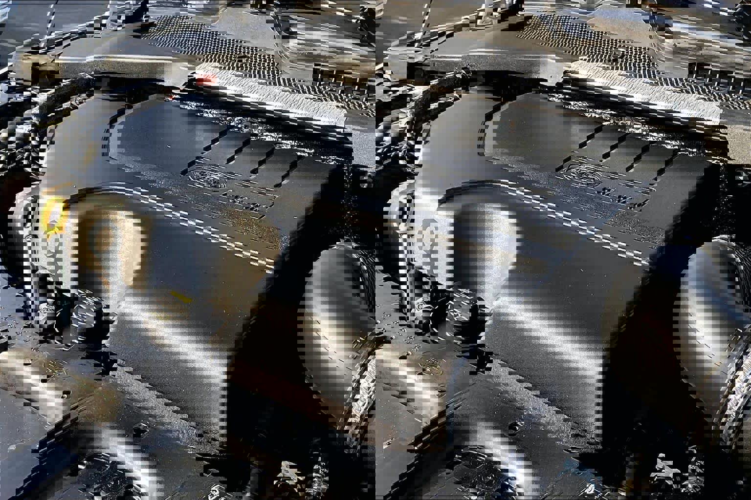 Used 2023 Land Rover Range Rover Evoque R-Dynamic SE image 34