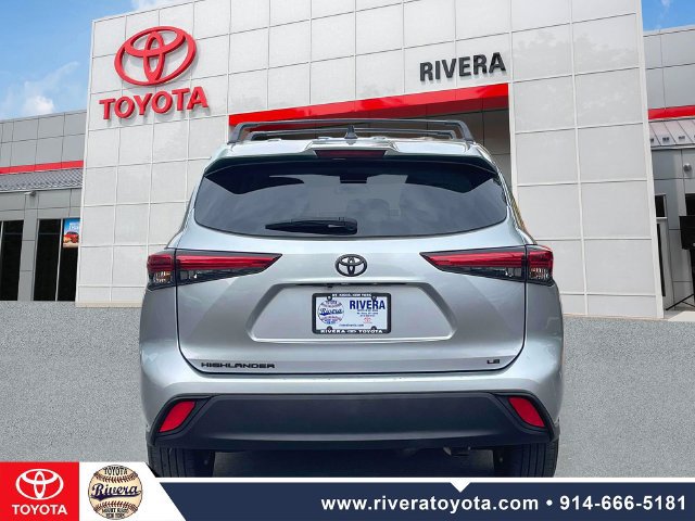 Used 2023 Toyota Highlander LE FWD image 8