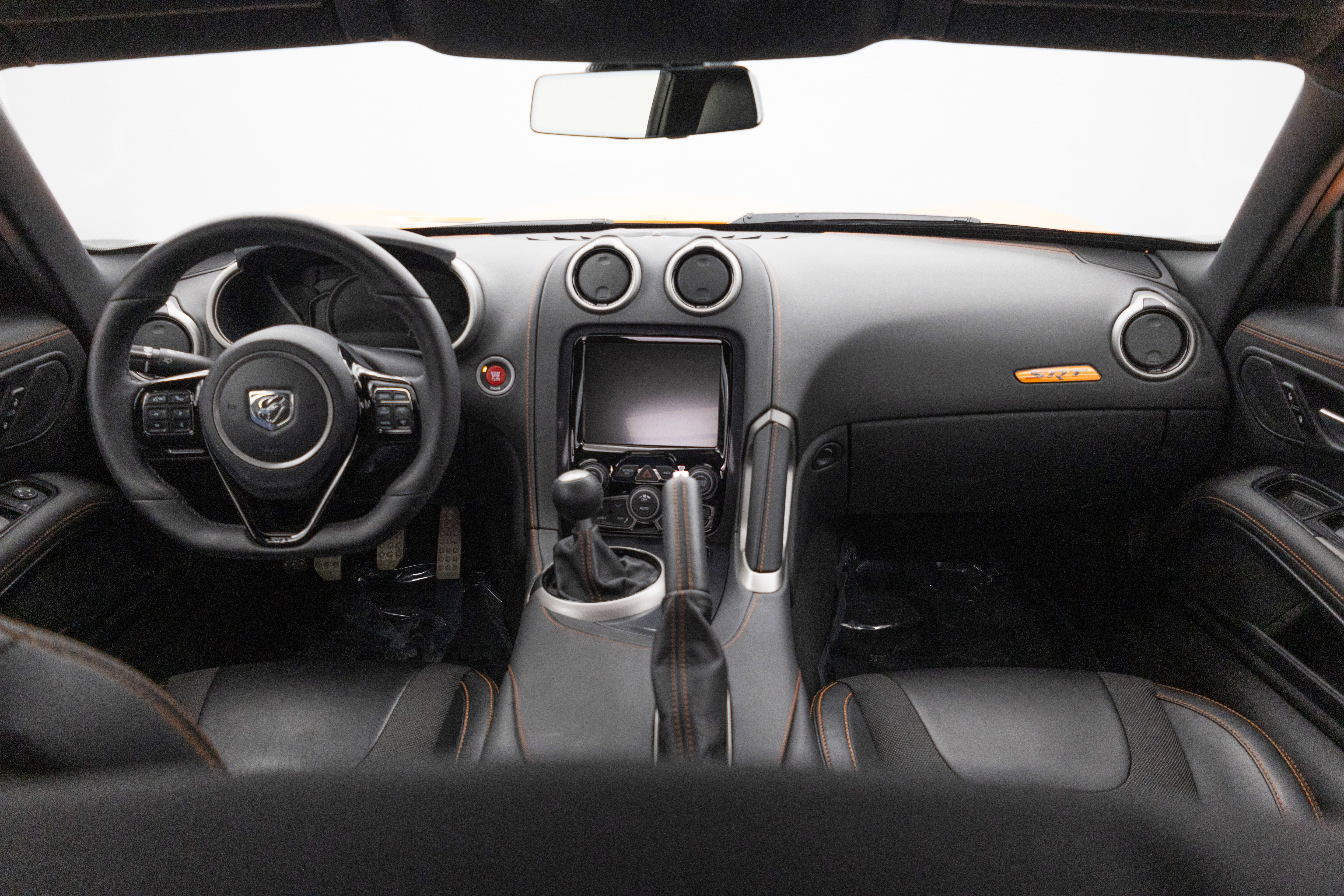 Used 2014 SRT Viper SRT-10 image 3