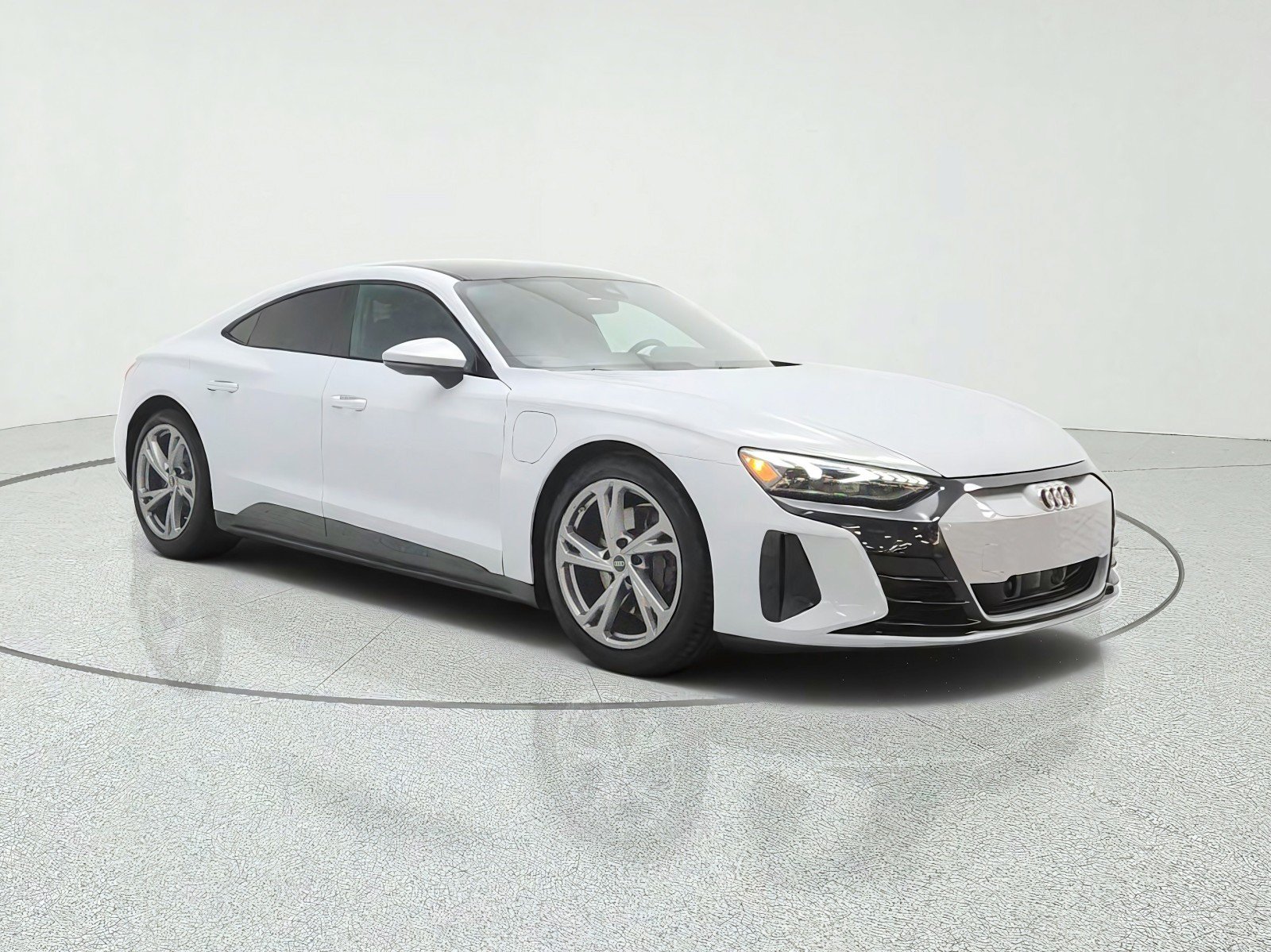 Used 2023 Audi e-tron GT Premium Plus AWD/4WD image 3