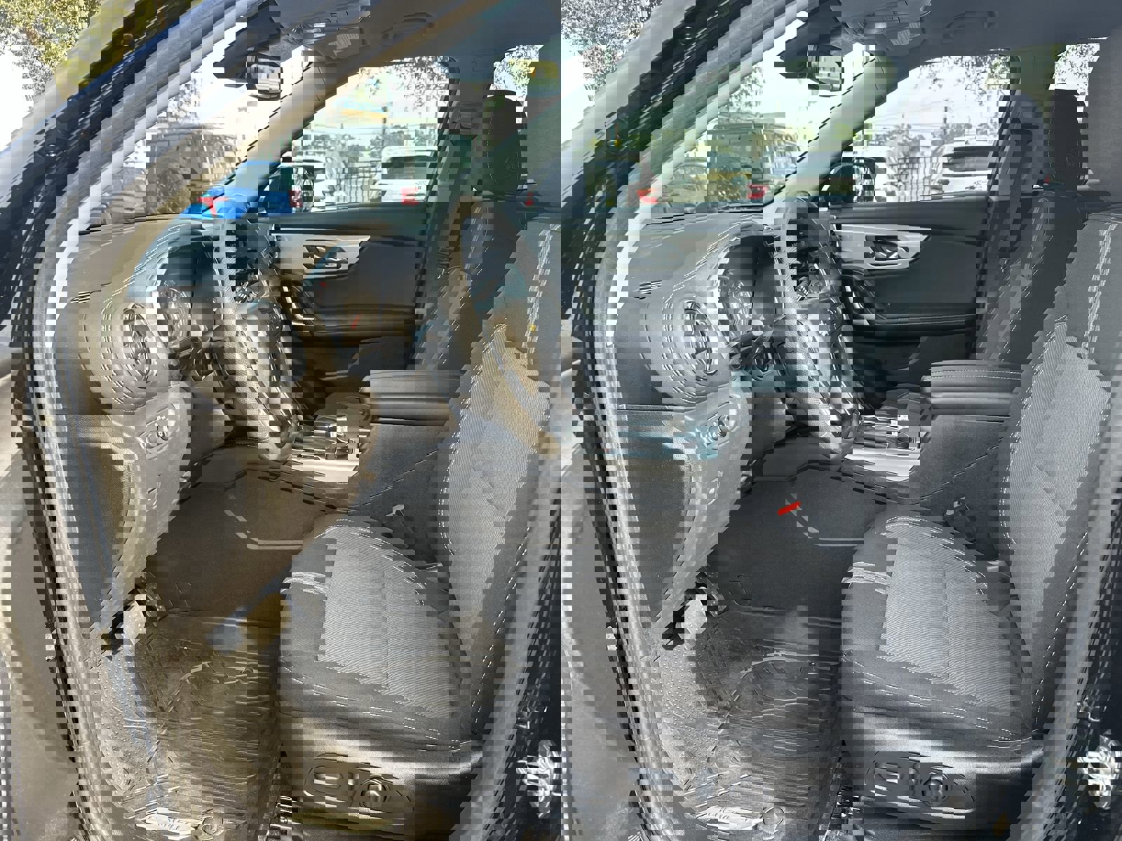 Used 2023 Chevrolet Blazer LT w/ Convenience Package image 16