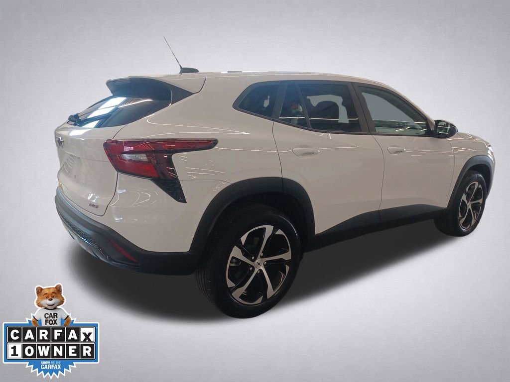 Used 2024 Chevrolet Trax RS image 4