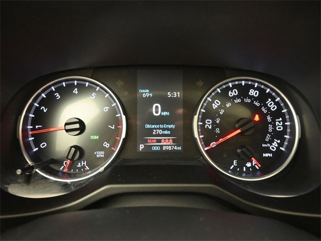 Used 2019 Toyota RAV4 XLE Premium image 31