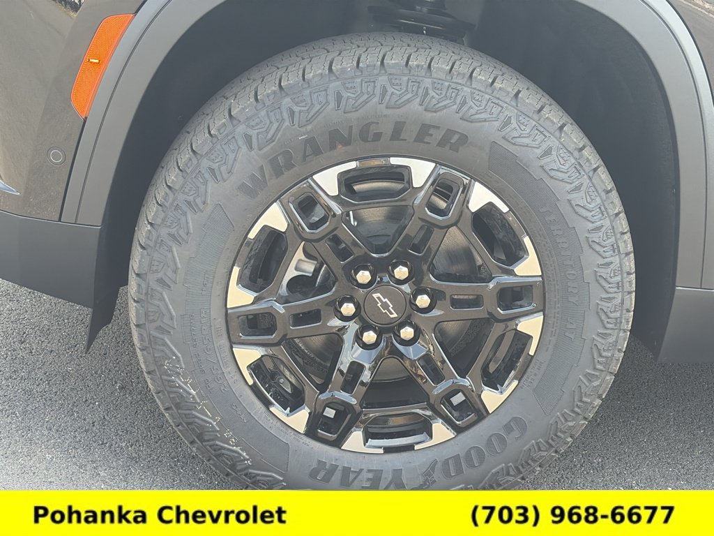 New 2027 Chevrolet Traverse Z71 w/ Enhanced Driving Package AWD/4WD image 29