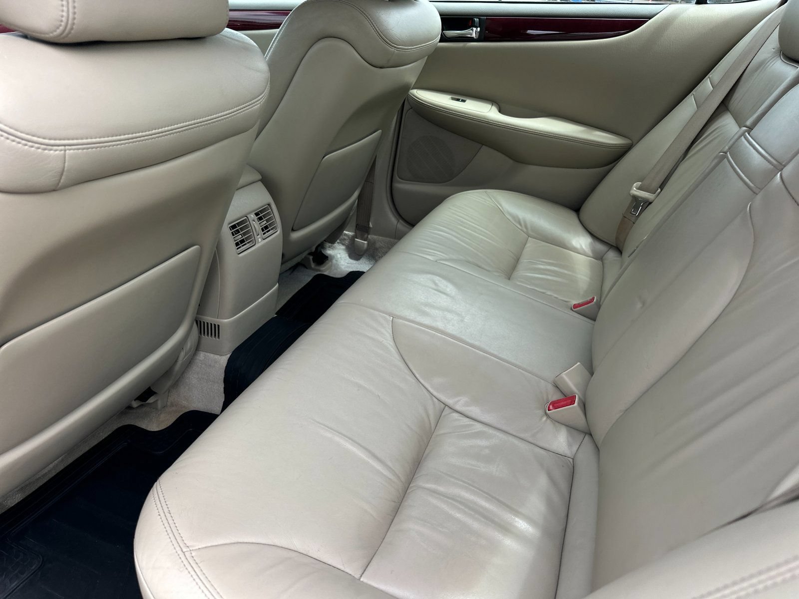 Used 2003 Lexus ES 330 FWD image 11