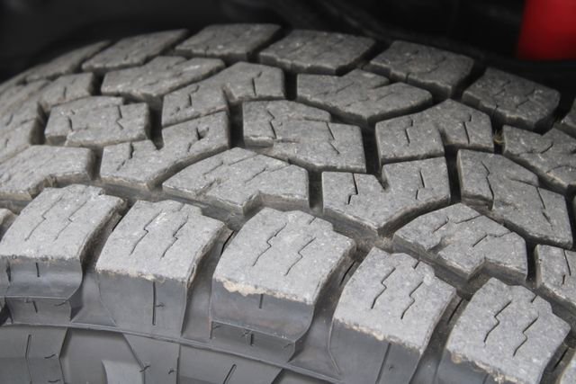 Used 2023 Chevrolet Silverado 2500 LT image 17