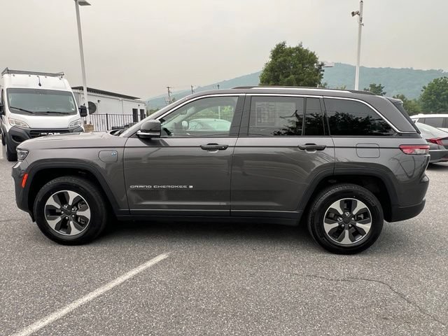 Used 2022 Jeep Grand Cherokee Limited 4xe AWD/4WD image 4