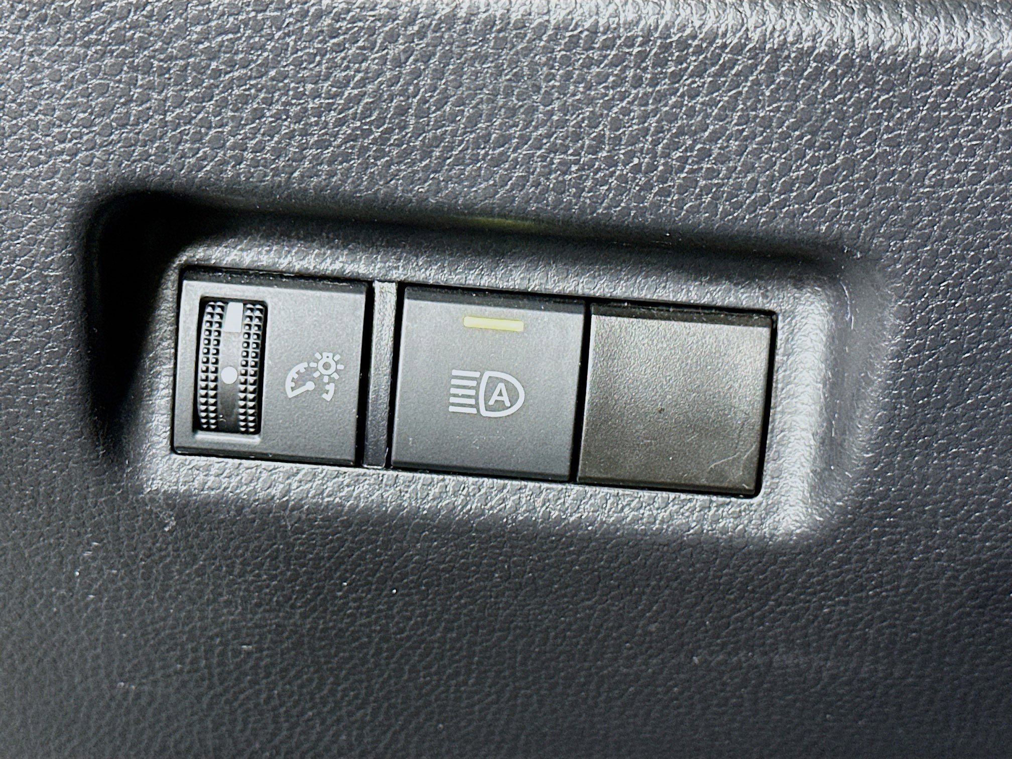 Used 2024 Toyota RAV4 XLE image 17