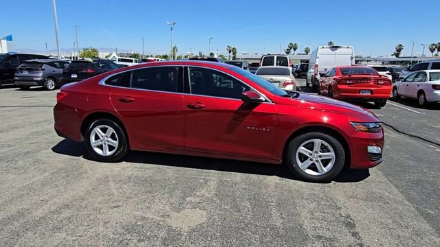 Used 2024 Chevrolet Malibu LT FWD image 9