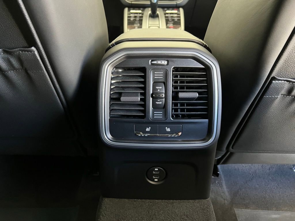 New 2026 Porsche Macan Turbo image 17