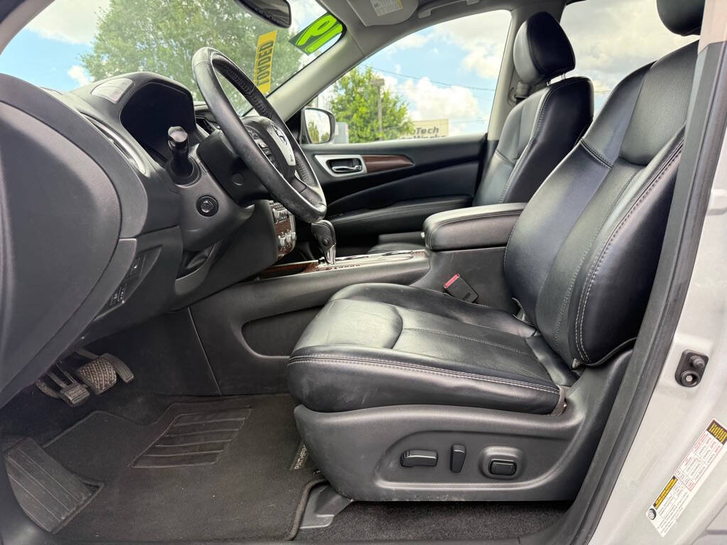 Used 2019 Nissan Pathfinder Platinum FWD image 13
