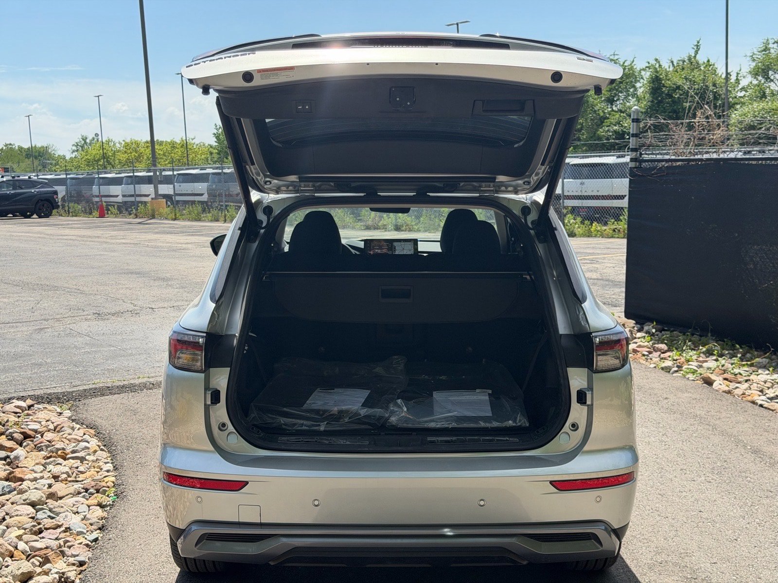 New 2026 Mitsubishi Outlander SE AWD/4WD image 15