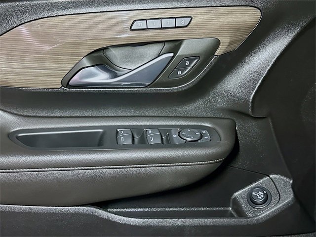 Used 2022 GMC Terrain Denali image 18