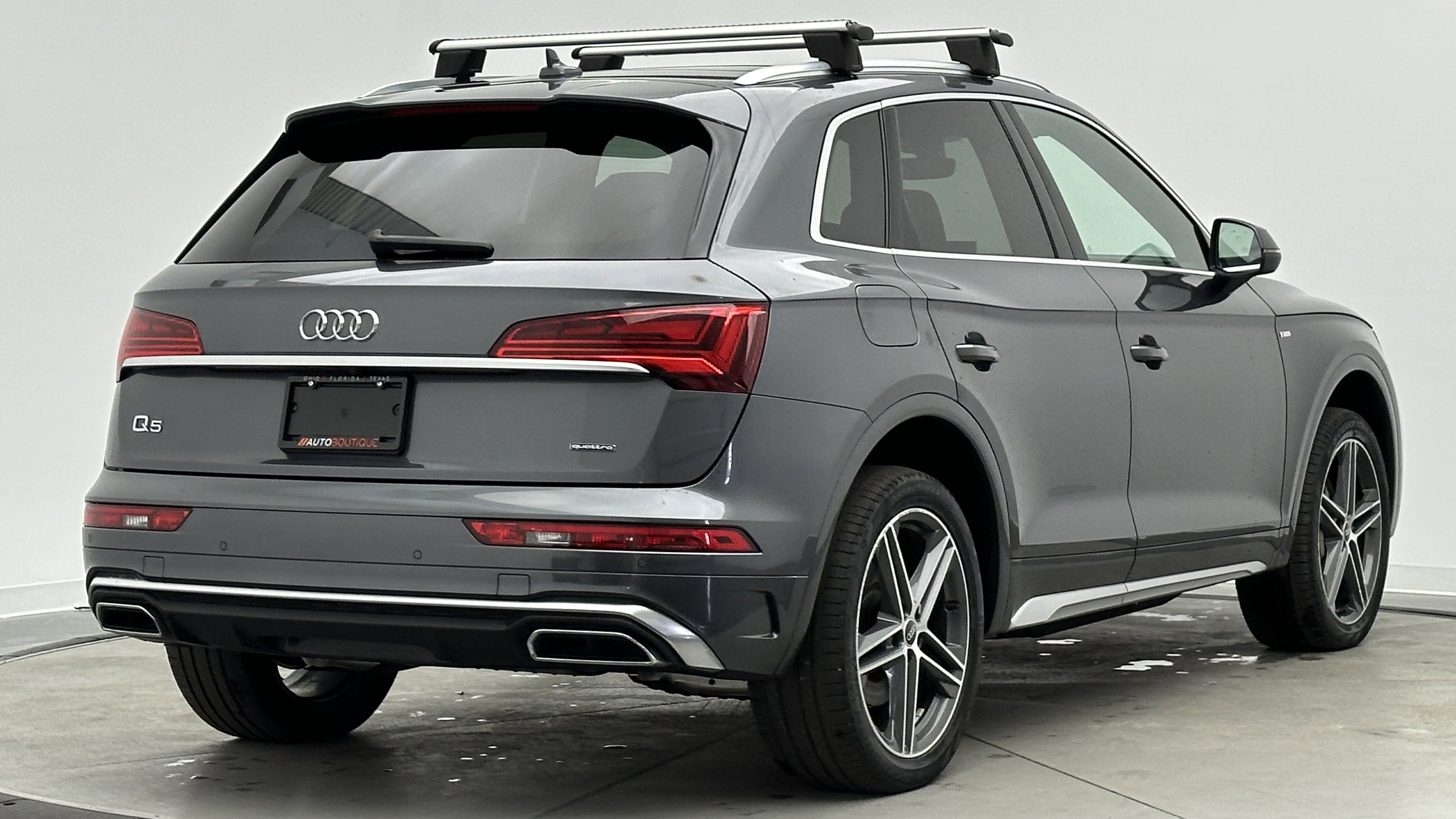 Used 2022 Audi Q5 e Premium Plus w/ Premium Plus Package image 10