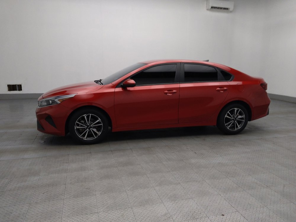 Used 2022 Kia Forte LXS image 2
