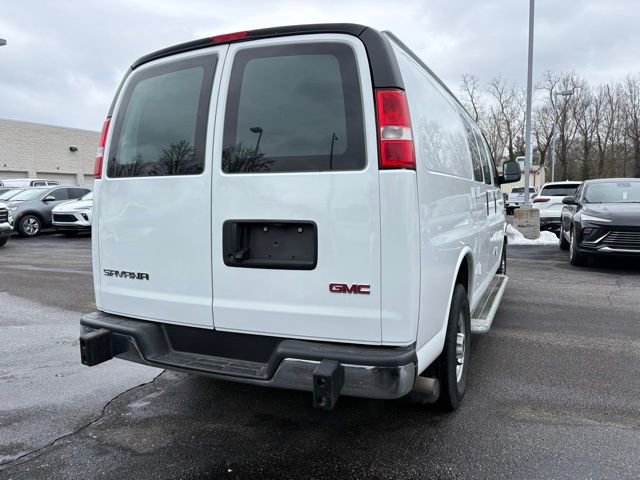Used 2024 GMC Savana 2500 w/ Driver Convenience Package image 5