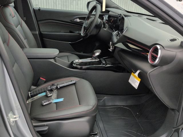 New 2026 Chevrolet Trax RS w/ Sunroof Package image 28