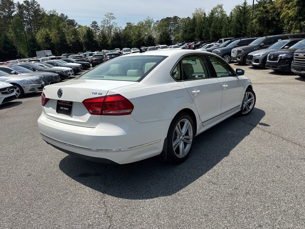 Used 2015 Volkswagen Passat 1.8T SE FWD image 3
