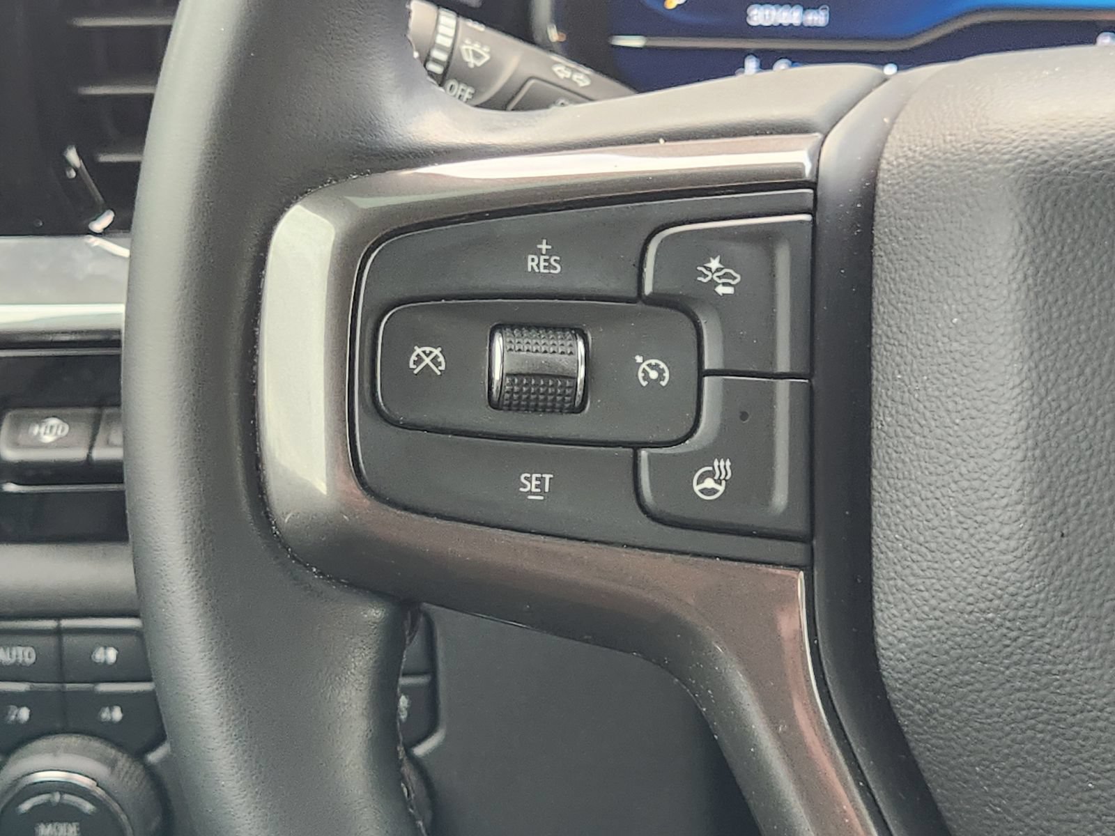 Used 2025 Chevrolet Silverado 2500 High Country w/ High Country Premium Package AWD/4WD image 30