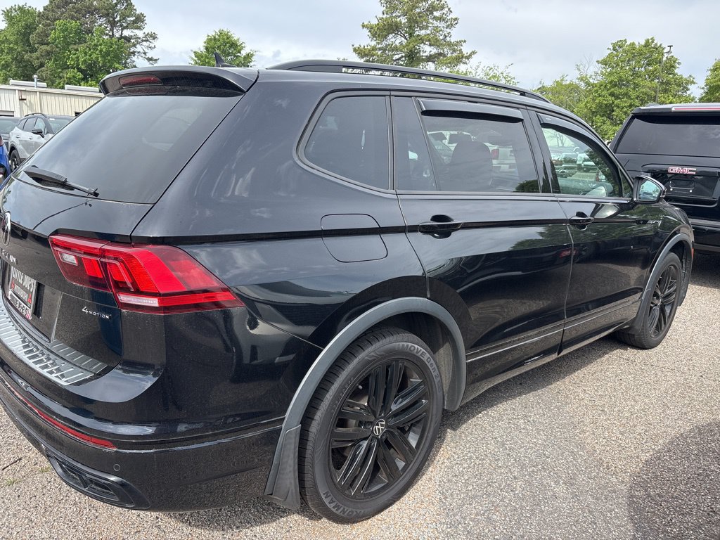 Used 2022 Volkswagen Tiguan SE R-Line AWD/4WD image 6