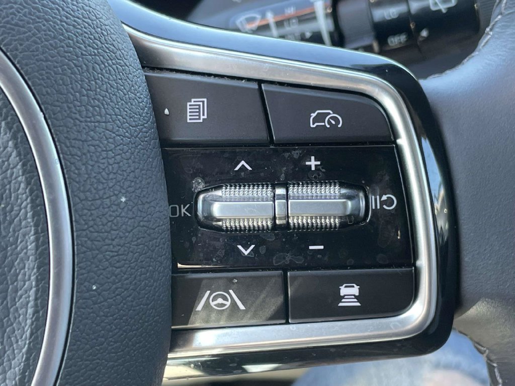 Used 2025 Kia Sorento S w/ Panoramic Sunroof Package FWD image 28