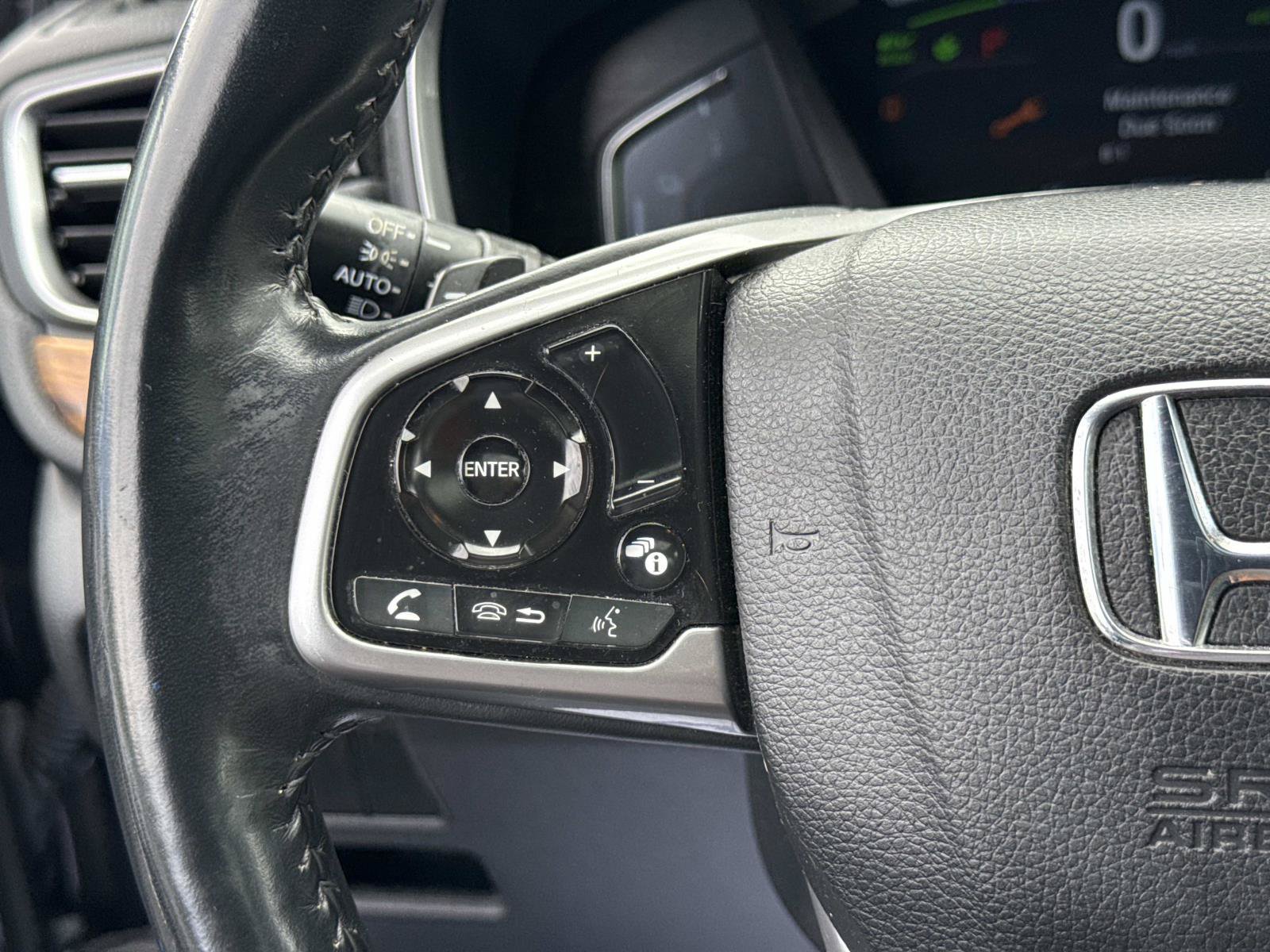 Used 2020 Honda CR-V Touring image 11