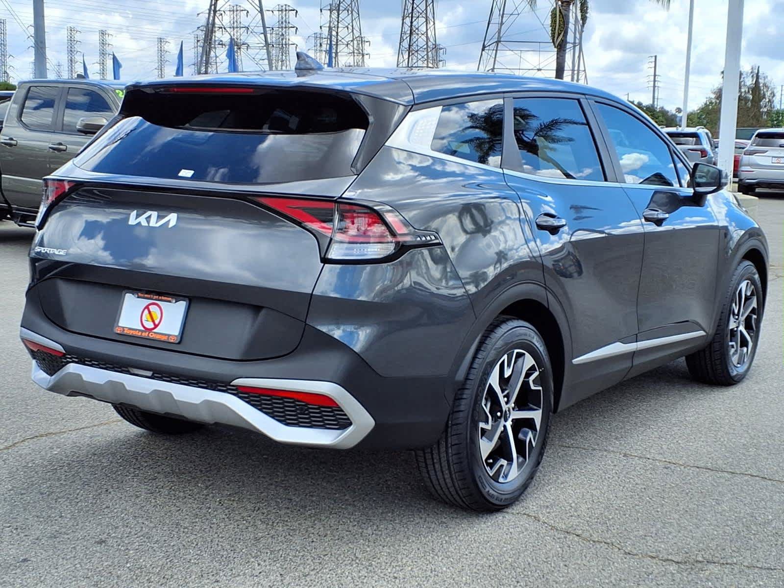 Used 2023 Kia Sportage EX FWD image 6
