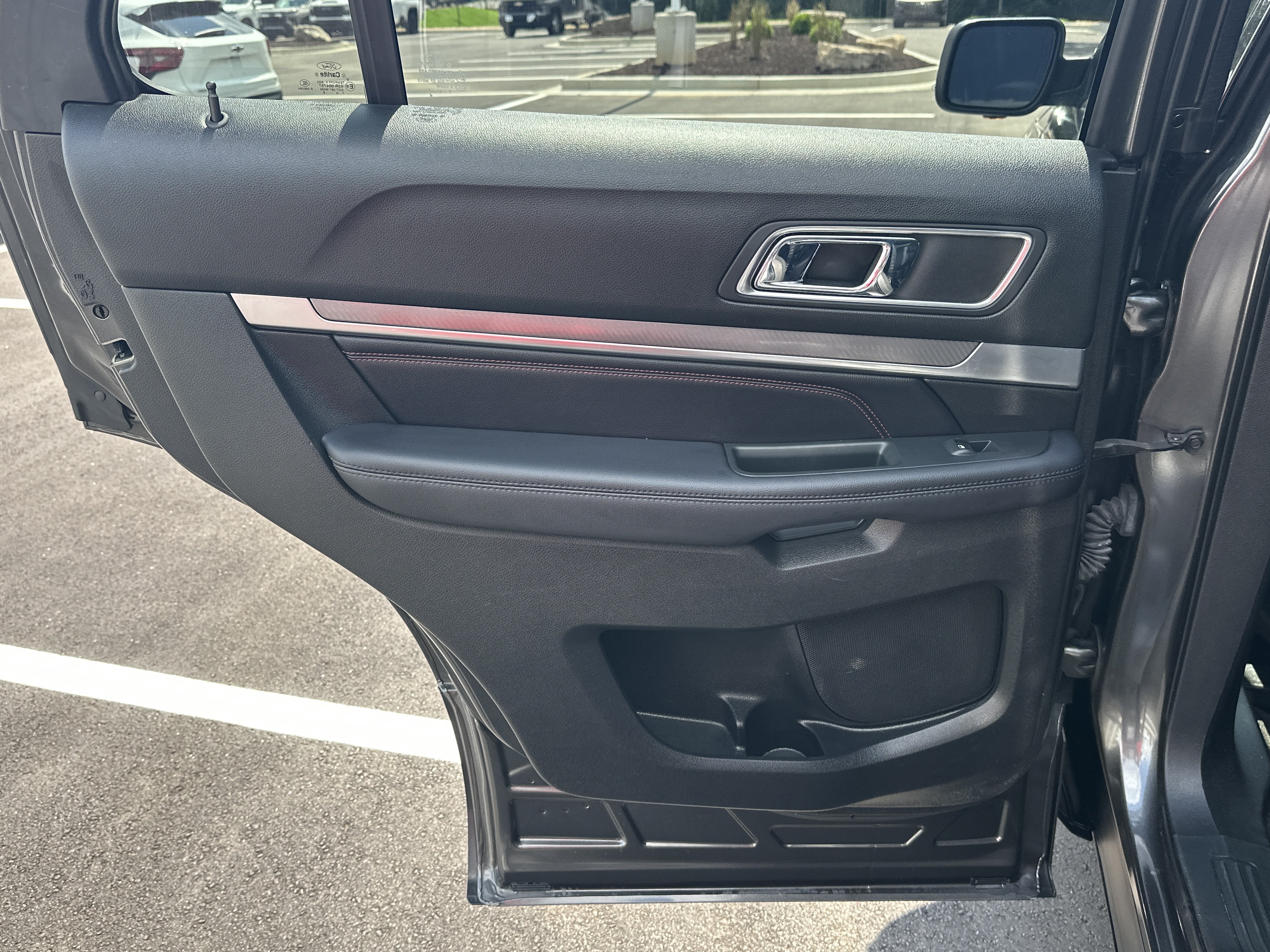 Used 2018 Ford Explorer Sport w/ Equipment Group 401A AWD/4WD image 22