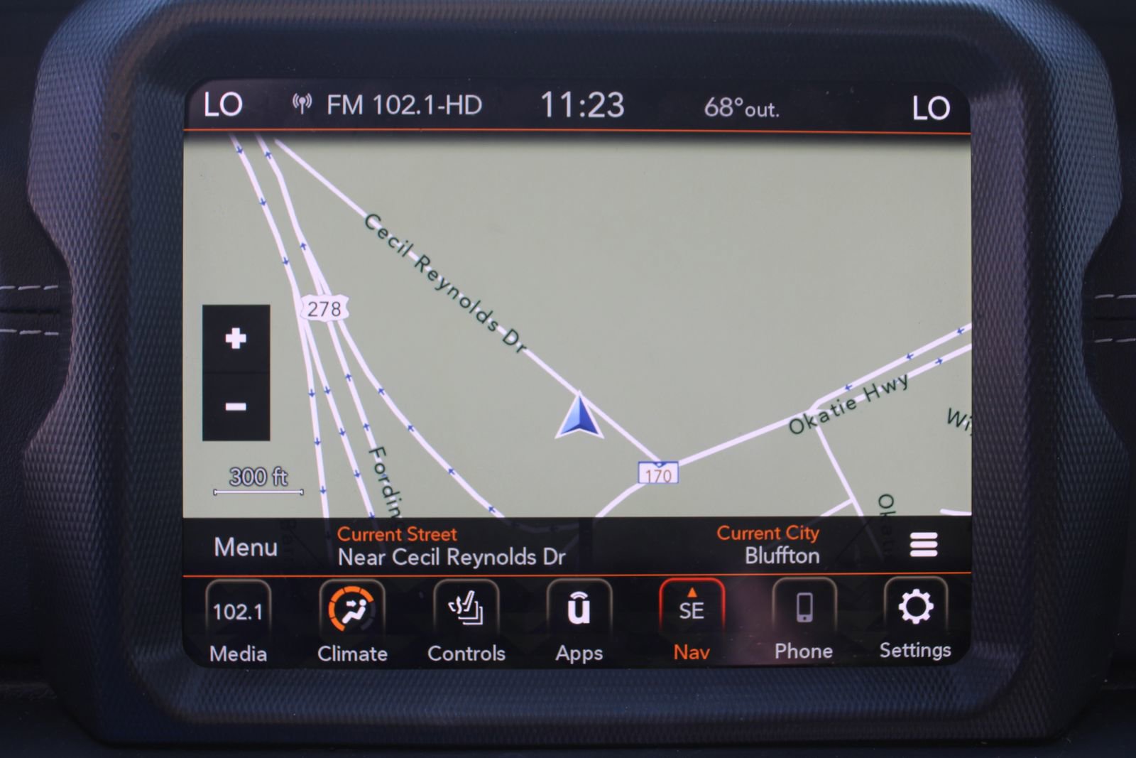 Used 2022 Jeep Wrangler Unlimited Sahara w/ Cold Weather Group image 41