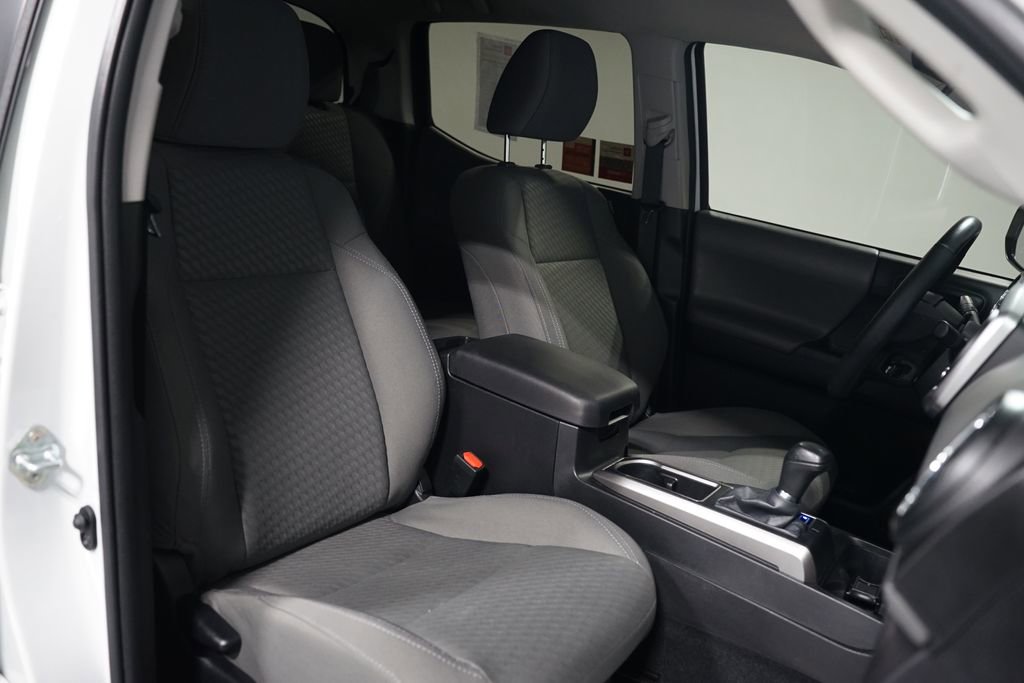 Certified 2023 Toyota Tacoma SR5 w/ SR5 Appearance Package image 25