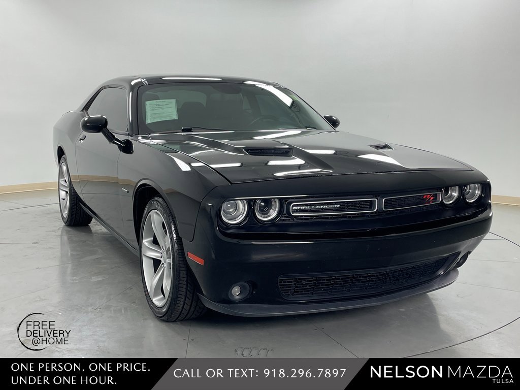 Used 2015 Dodge Challenger R/T w/ Quick Order Package 28B R/T image 4