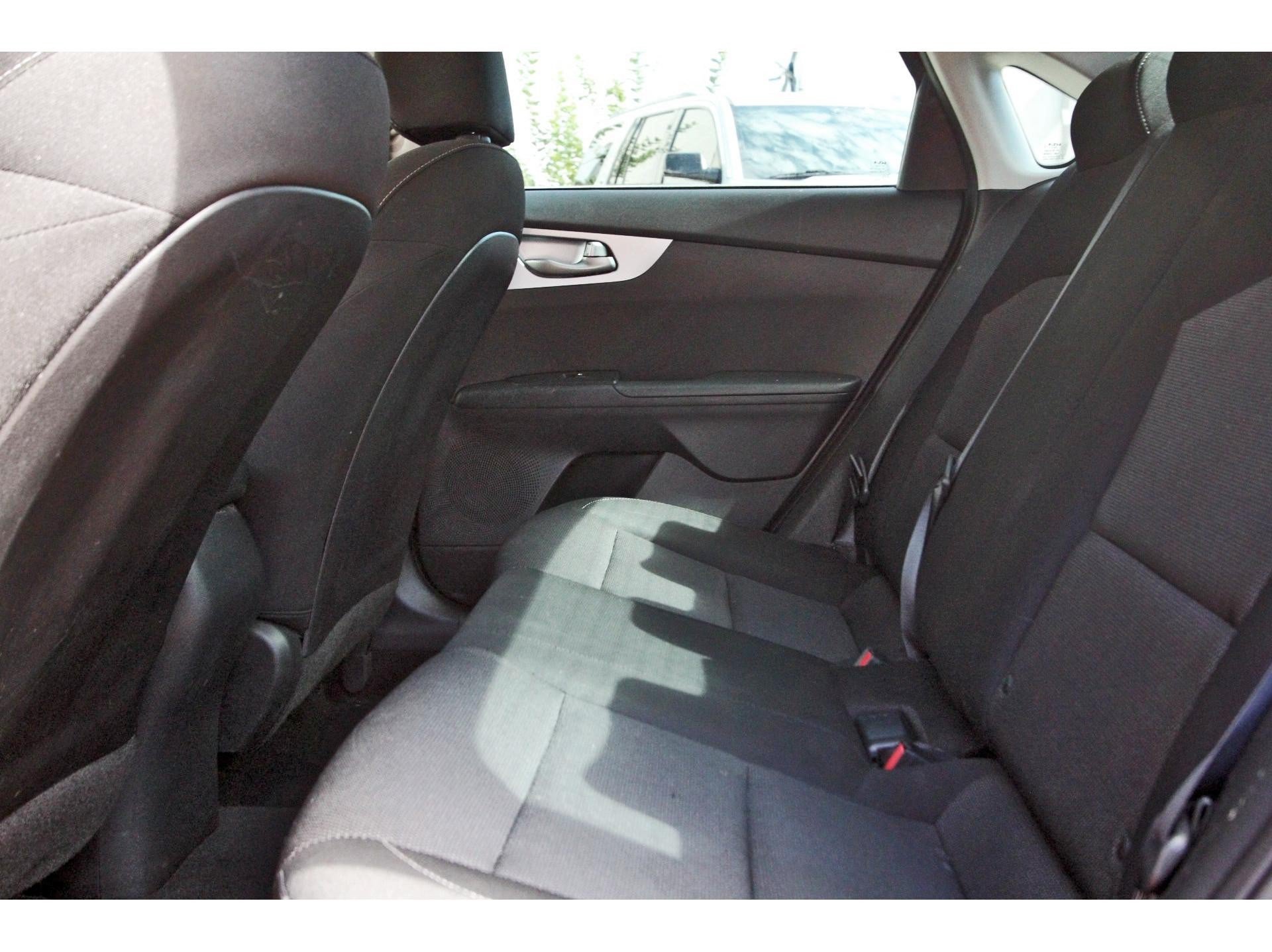 Used 2022 Kia Forte LXS FWD image 27