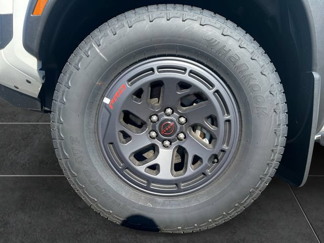 Used 2025 Nissan Frontier PRO-4X w/ Pro Premium Package AWD/4WD image 9
