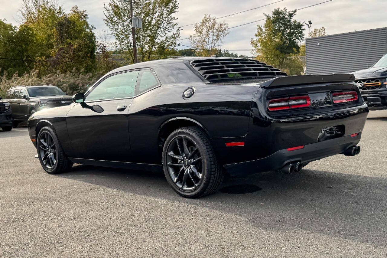 Used 2023 Dodge Challenger GT w/ Blacktop Package AWD/4WD image 5