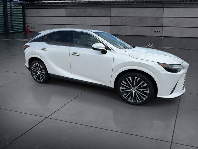 Certified 2024 Lexus RX 350 w/ Technology Package AWD/4WD image 2